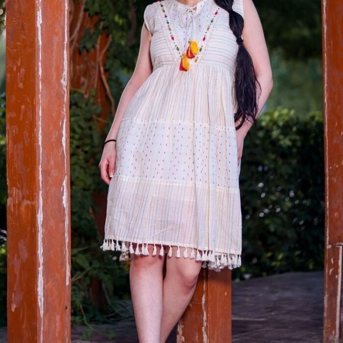 Radiant Off White Color Readymade Cotton Fabric Kurti
