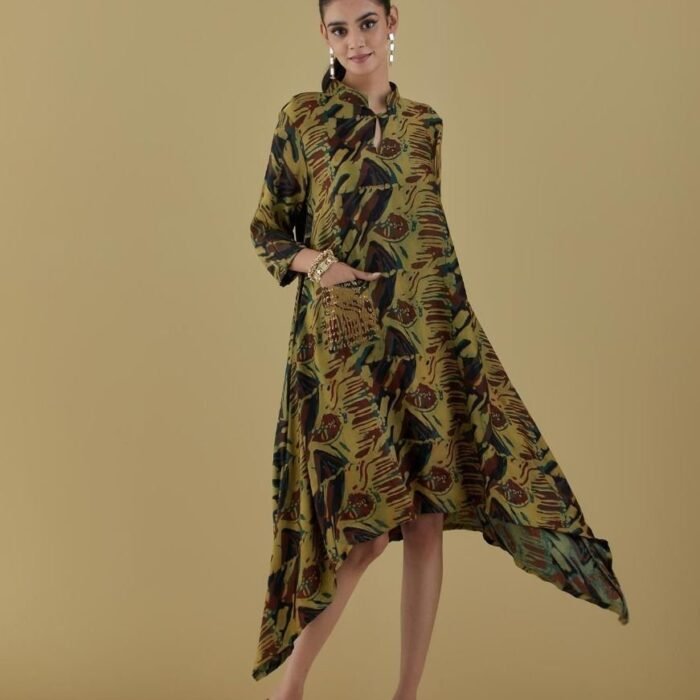 Dry Heena Green Tunic With Embroidered Pocket